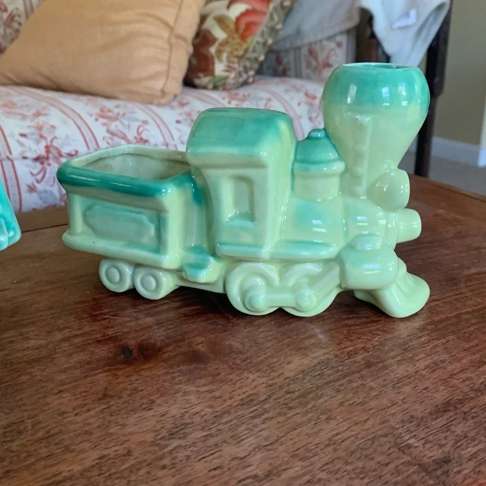 Vintage Ceramic 🚂 Train Planter Set